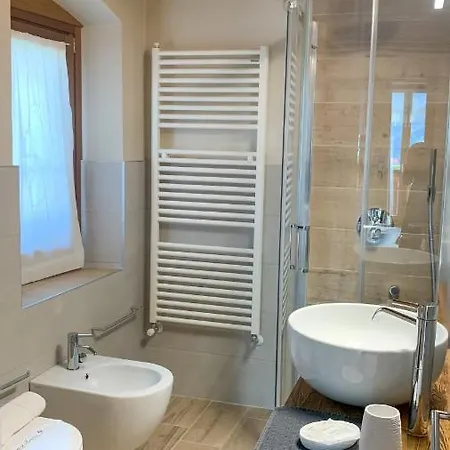 Alle Macine - Historic Molino Maufet Watermill - アパート